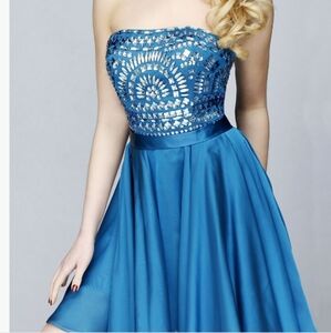 Sherri Hill Green Prom Dress